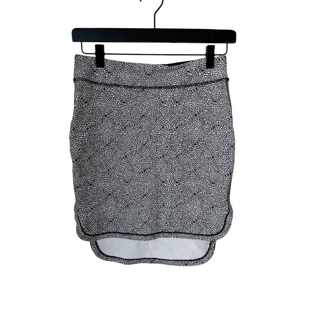 Lululemon City Skirt 4 Stretch Pull On Wicking Plush Petal Deep Coal Ghost